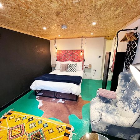 Fern Studio 1 Bedroom Apartment Ланголен Екстериор снимка